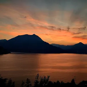 https://ortensia-lake-como.it-lombardy.com